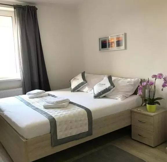 Panorama Apartments