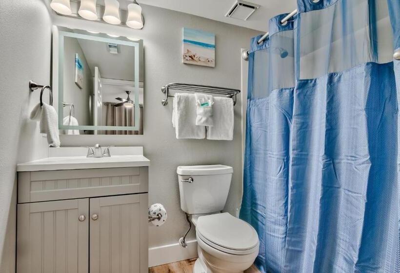 Pelican Beach Resort Destin