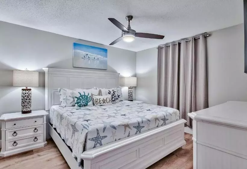 Pelican Beach Resort Destin