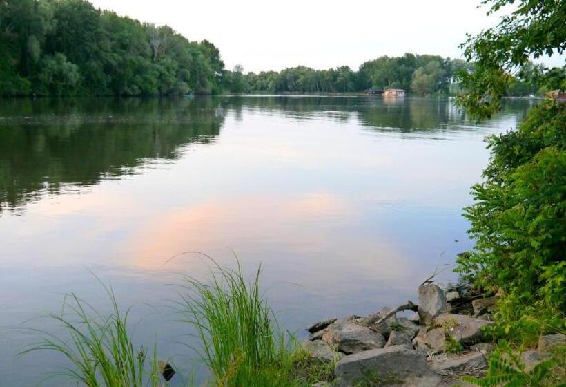 펜션 örvény Vendégház