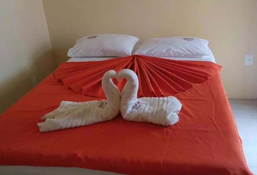 ユースホステル Pousada Canedo