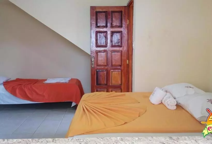 ユースホステル Pousada Canedo