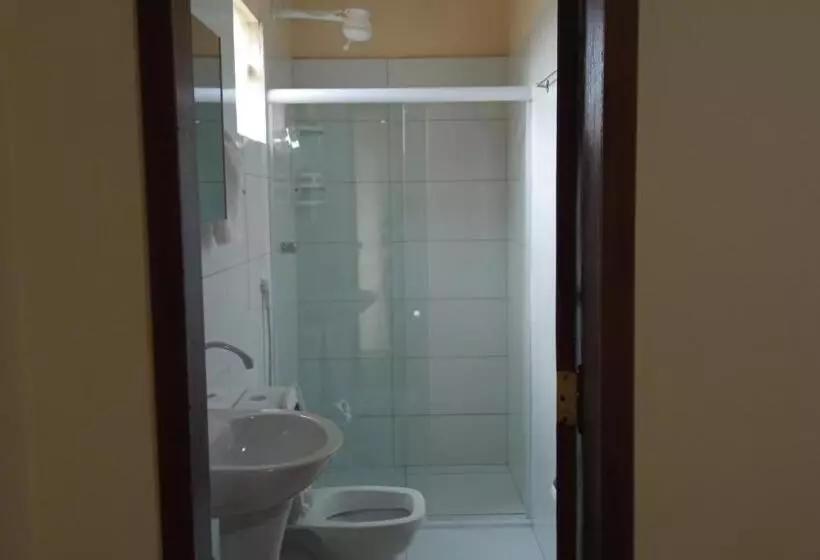 ユースホステル Pousada Canedo