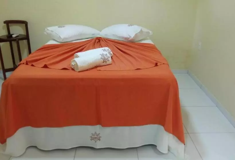 ユースホステル Pousada Canedo