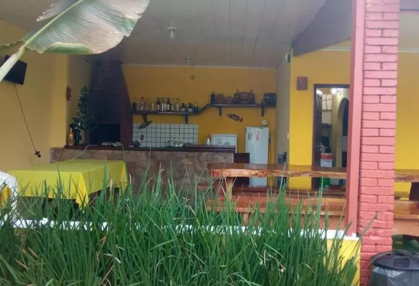 ユースホステル Pousada Canedo