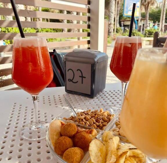 تختخواب و صبحانه La Perla Del Tirreno