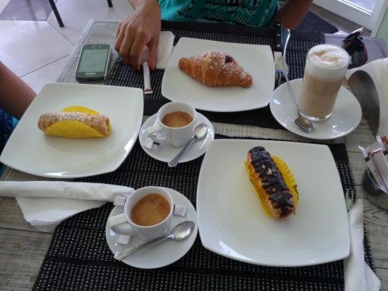 تختخواب و صبحانه La Perla Del Tirreno