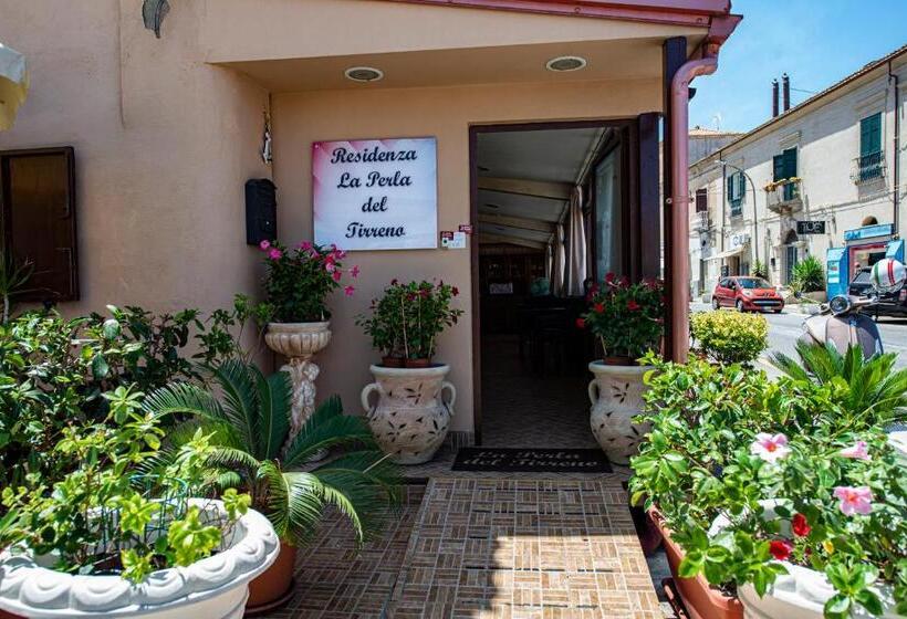 تختخواب و صبحانه La Perla Del Tirreno