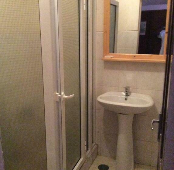 تختخواب و صبحانه Residencial Laginha