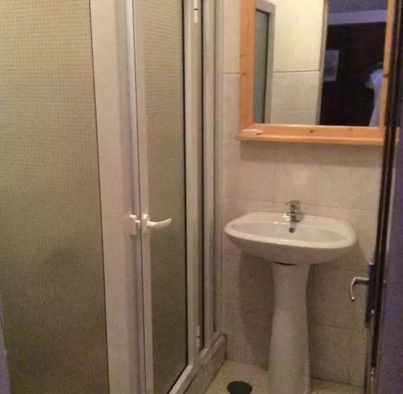 تختخواب و صبحانه Residencial Laginha