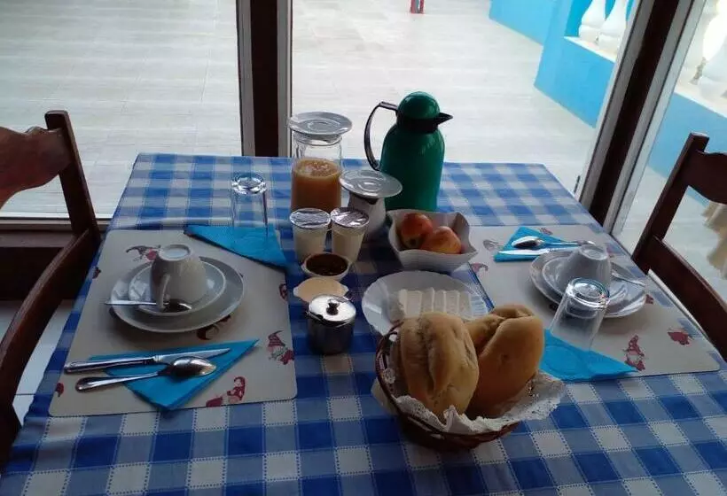 تختخواب و صبحانه Residencial Laginha