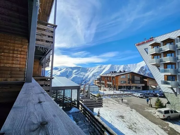 هتل Residence Gudauri Hills