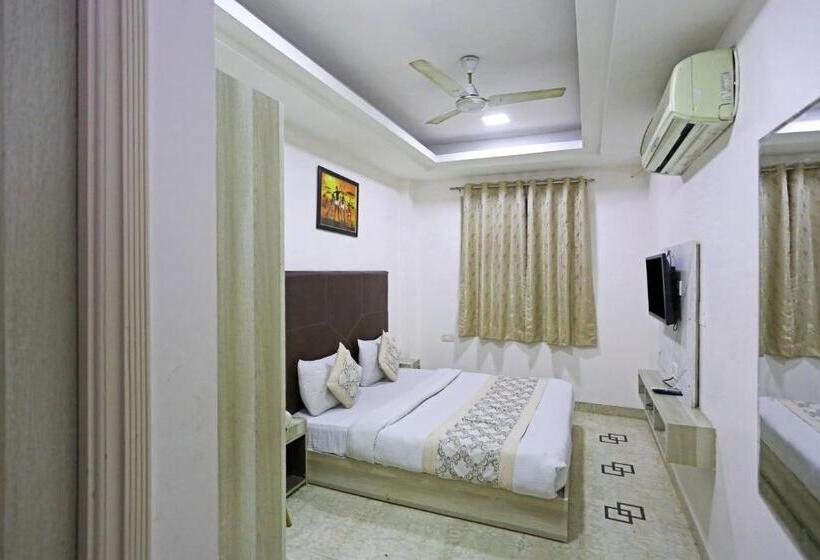 酒店 Sterling Inn, New Delhi