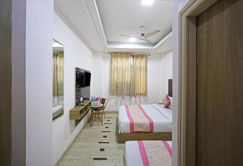 酒店 Sterling Inn, New Delhi