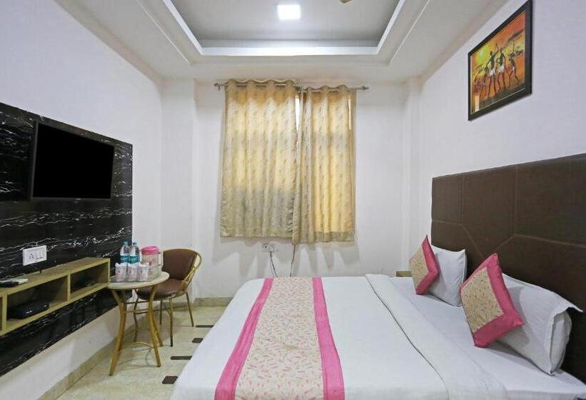 酒店 Sterling Inn, New Delhi