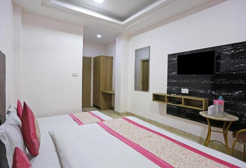 酒店 Sterling Inn, New Delhi