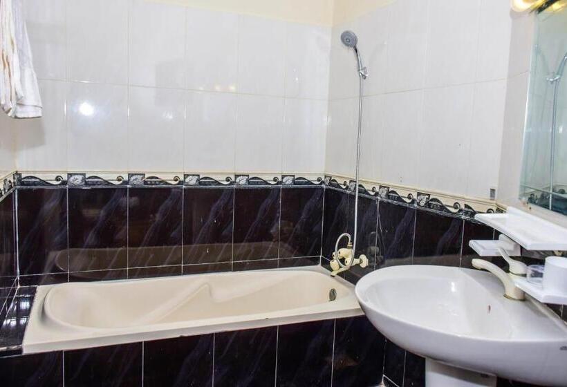 پانسیون Clifton Rezidor