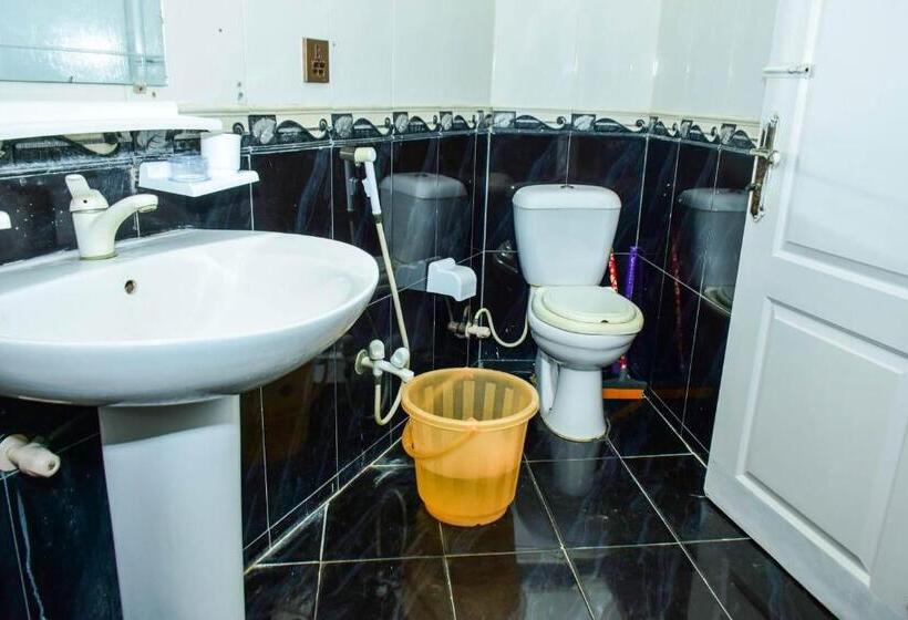 پانسیون Clifton Rezidor