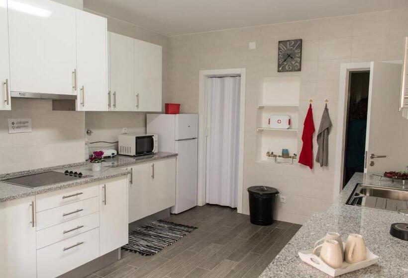 پانسیون Guest House Guerra Junqueiro Ii