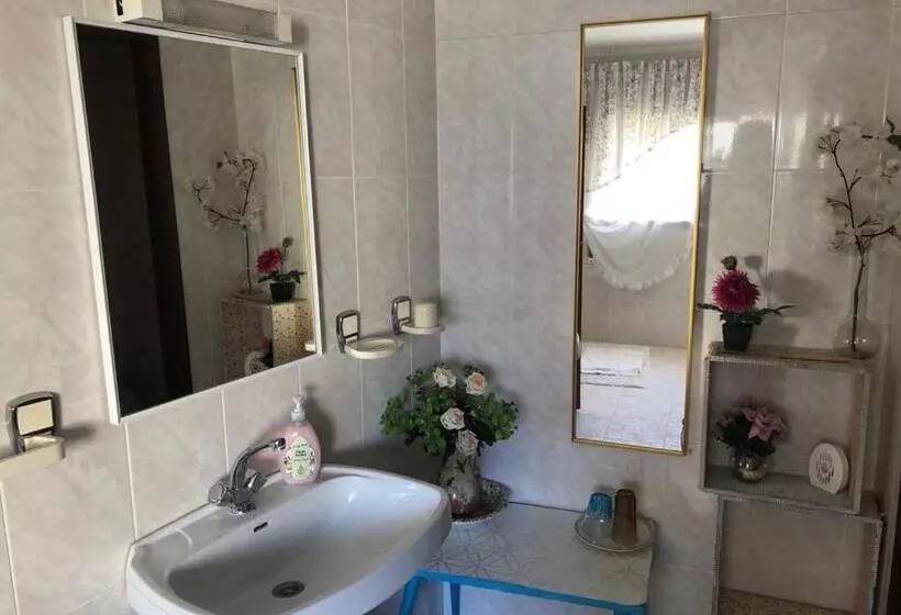 Majatalo Residencia Maria Jose