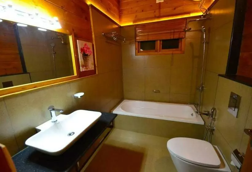Majatalo Room In Guest Room Lakerose Wayanad Resort Water Front Grandeur