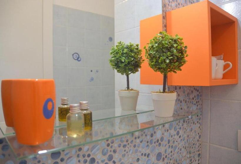 بنسيون Timeline Porto Tourist La Spezia