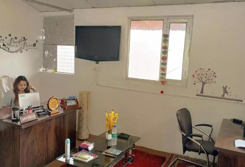 Retkeilymaja The Happytel