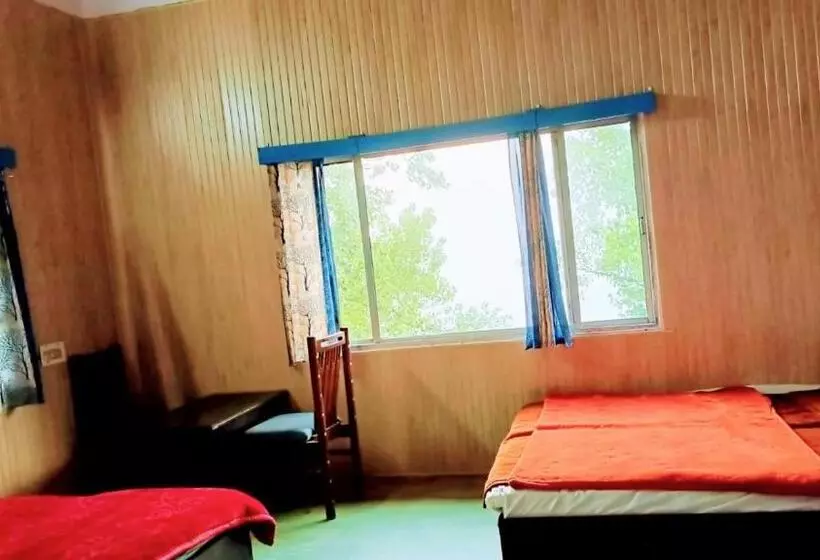 Retkeilymaja The Happytel