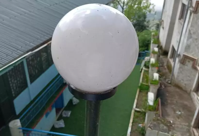 Retkeilymaja The Happytel