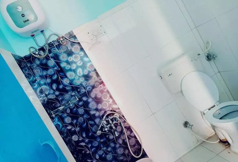 Retkeilymaja The Happytel