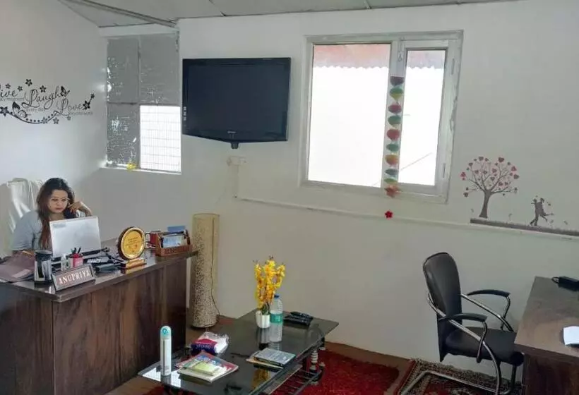 Retkeilymaja The Happytel