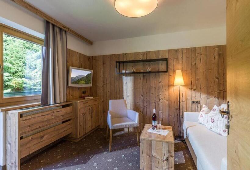 호텔 Zeitlos Apartments   Neu Ab Dezember 2024