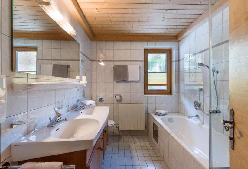 호텔 Zeitlos Apartments   Neu Ab Dezember 2024