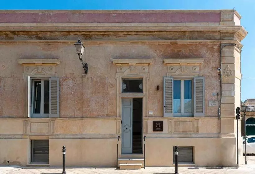 Aamiaismajoitus (B&B) Dimora Del Vescovo Guest House