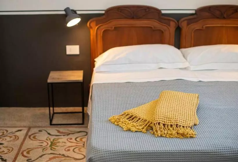 Aamiaismajoitus (B&B) Dimora Del Vescovo Guest House