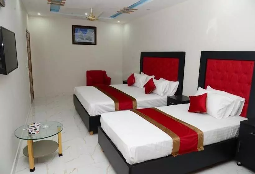 هتل Deluxe Lahore