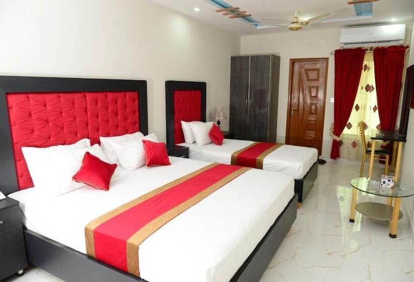 هتل Deluxe Lahore
