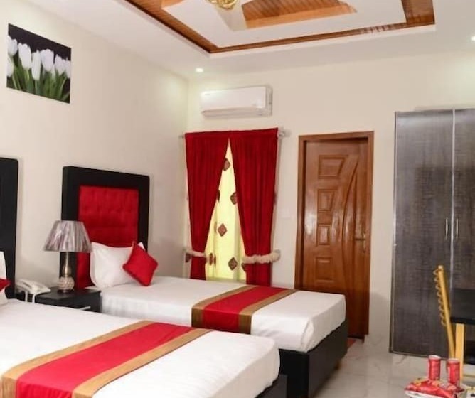 هتل Deluxe Lahore