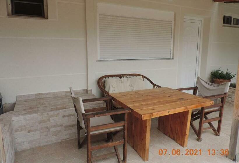 Majatalo Livia S Guesthouse