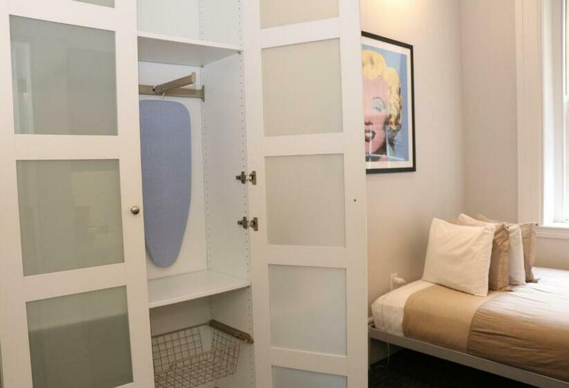 Charming & Stylish Studio On Beacon Hill #6