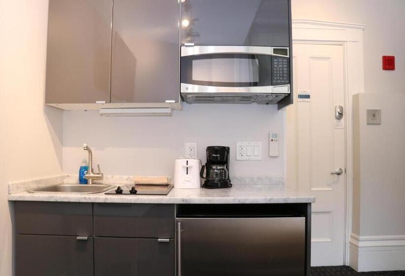 Charming & Stylish Studio On Beacon Hill #6