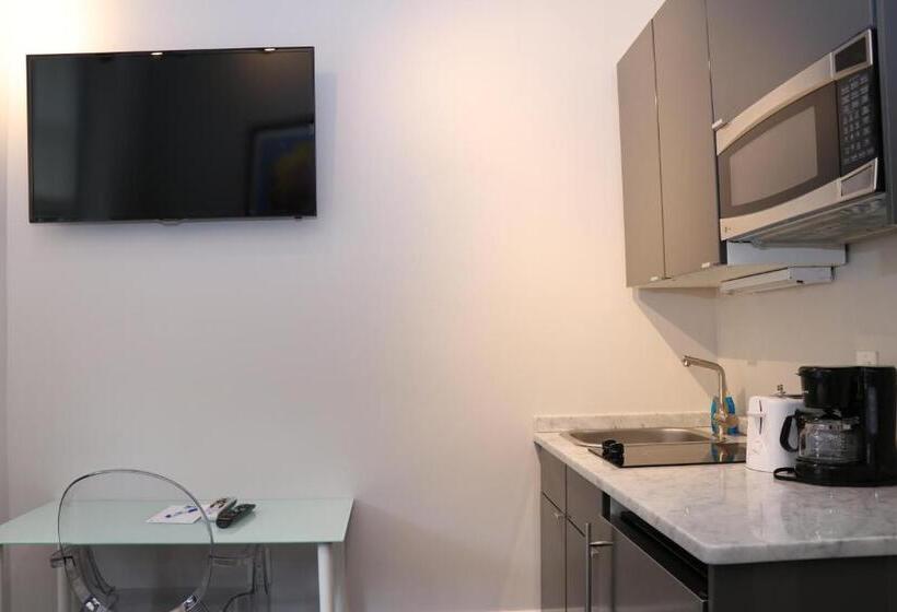 Charming & Stylish Studio On Beacon Hill #6