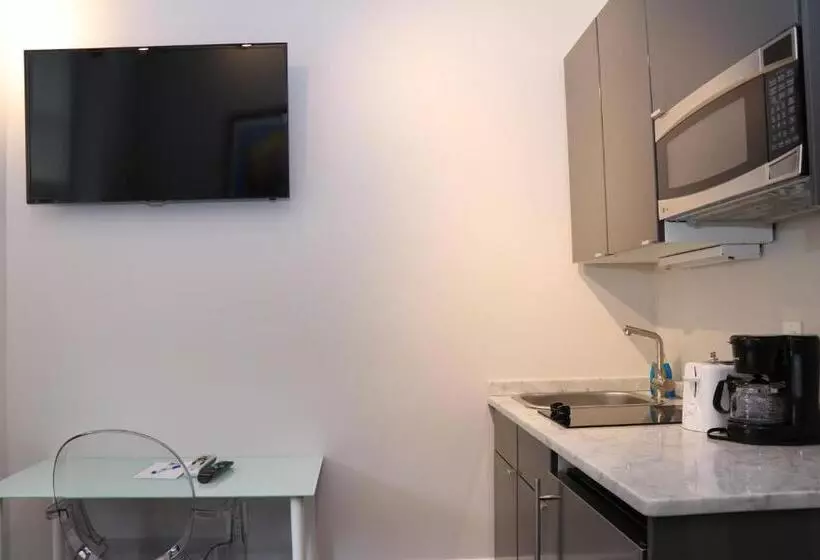 Charming & Stylish Studio On Beacon Hill #6