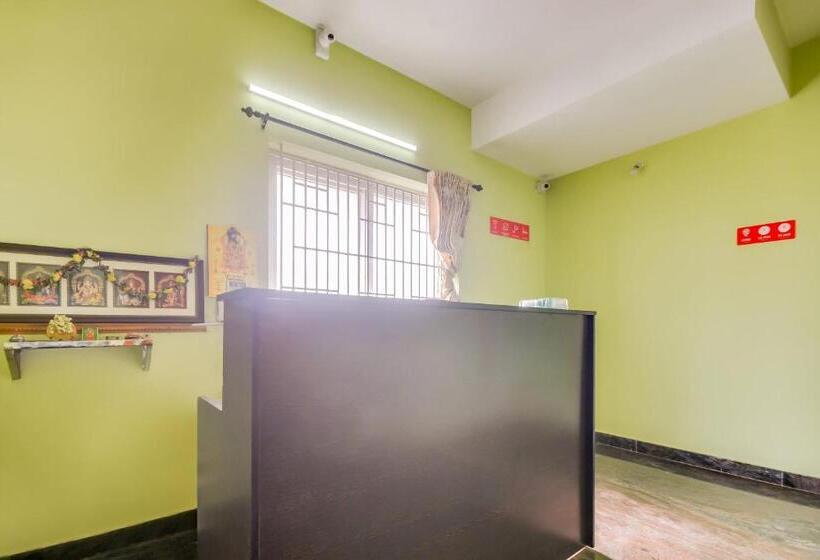 Hotel O St Residency