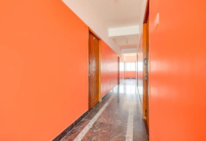 Hotel O St Residency