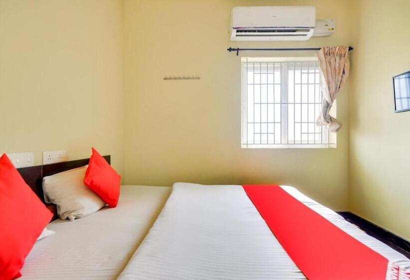 Hotel O St Residency