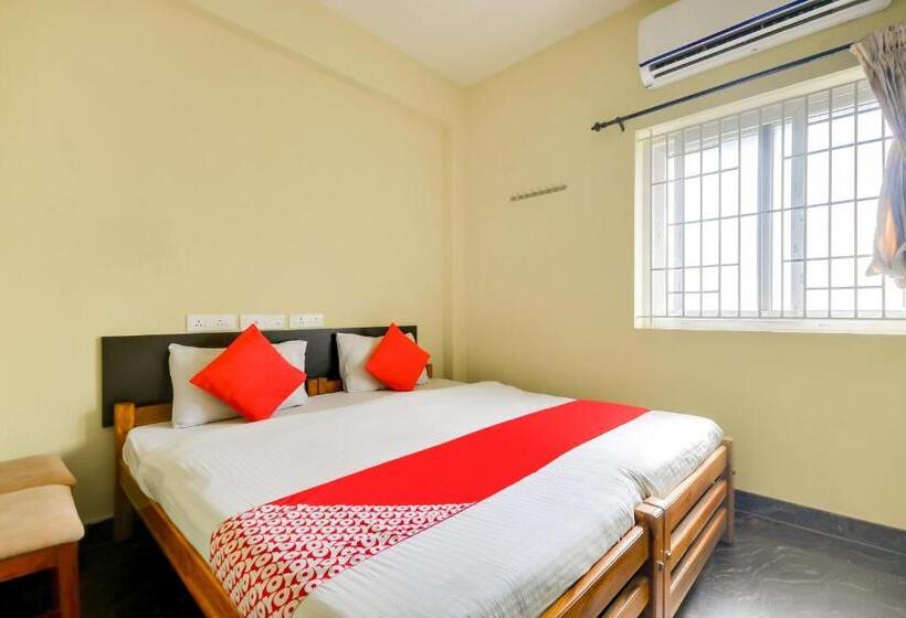 Hotel O St Residency