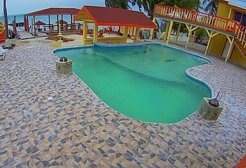 هتل Tropical Paradise Express