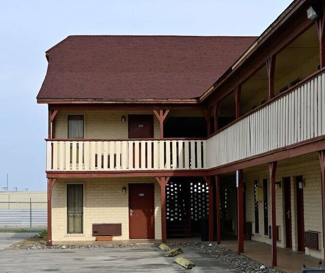 モーテル Rittiman Inn And Suites