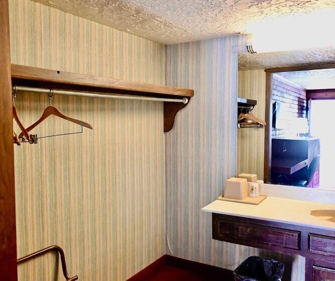 モーテル Rittiman Inn And Suites